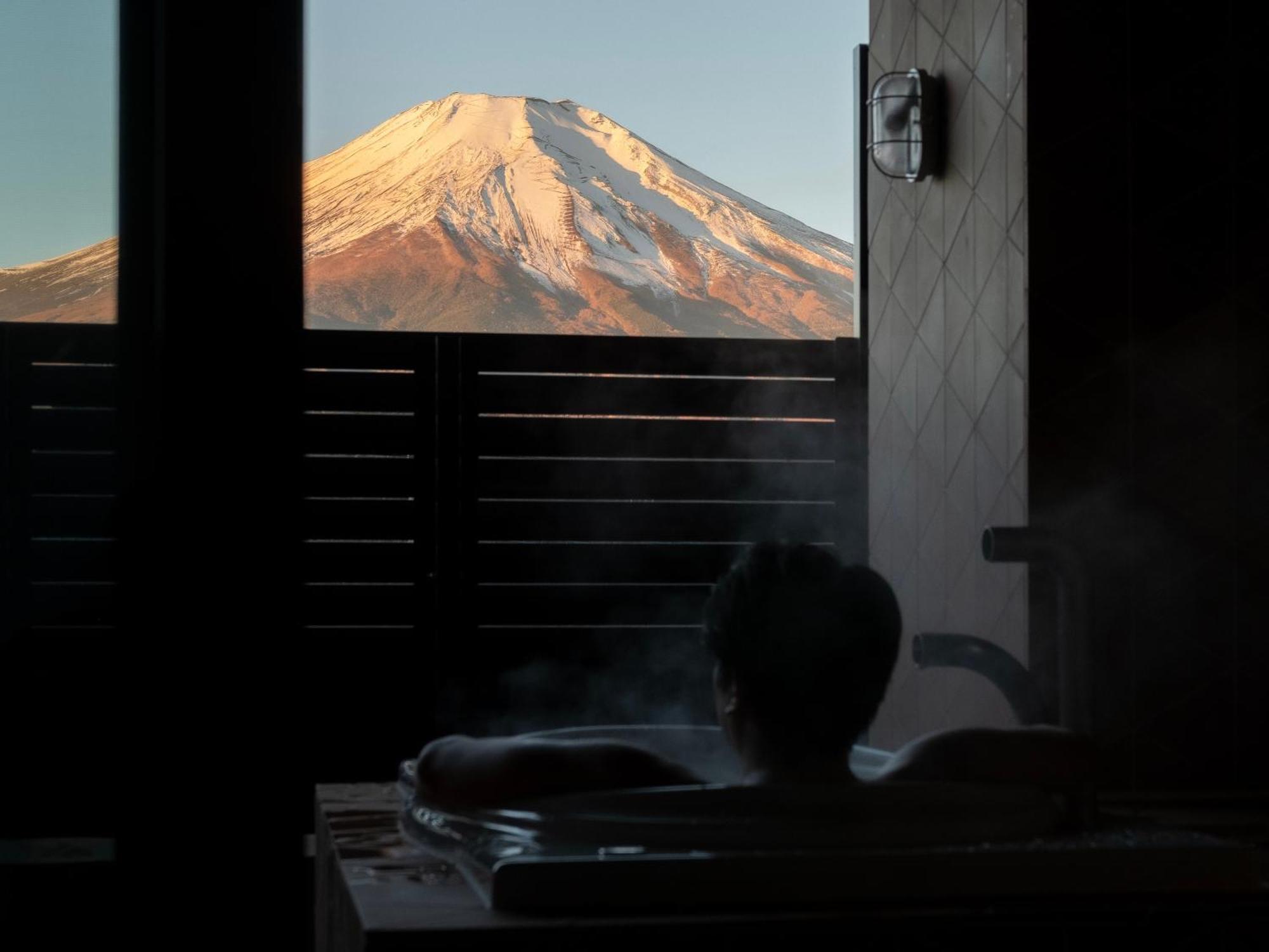 Mt Fuji View And Private Sauna Ryokan Shizuku Yamanakako Buitenkant foto